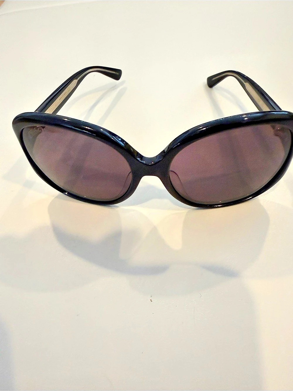 Gucci Round Black Polished Oversized Women Sunglasses